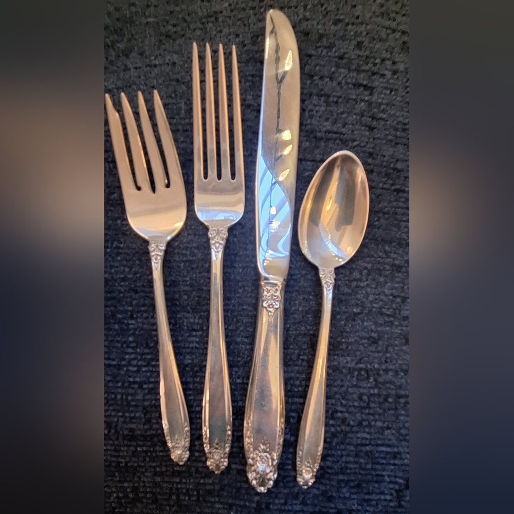 Prelude by International Sterling Silver 4 Piece Place Setting